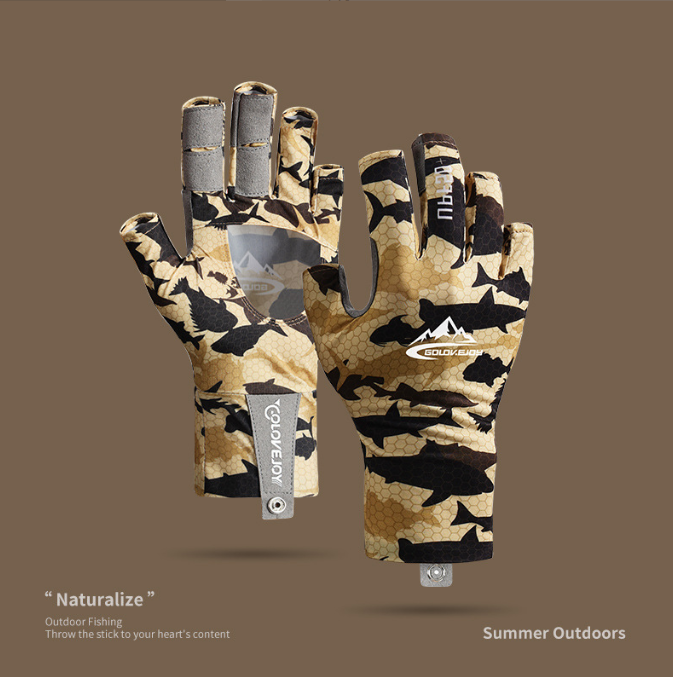 CoolBreeze: Breathable Half-Finger Sunscreen Fishing Gloves