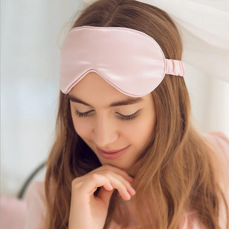 Silk Sleep Eye Mask - Ultimate Comfort for a Restful Night!