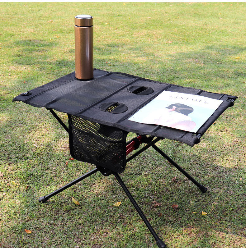 Cascade Wild’s Ultralight Adventure Table: Where Meals Meet Magic!