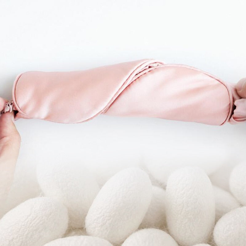 Silk Sleep Eye Mask - Ultimate Comfort for a Restful Night!