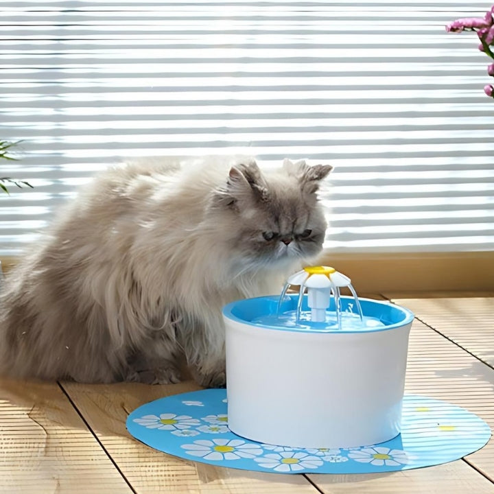 PetalFlow 1.6L - The Blossoming Oasis for Your Beloved Pets!