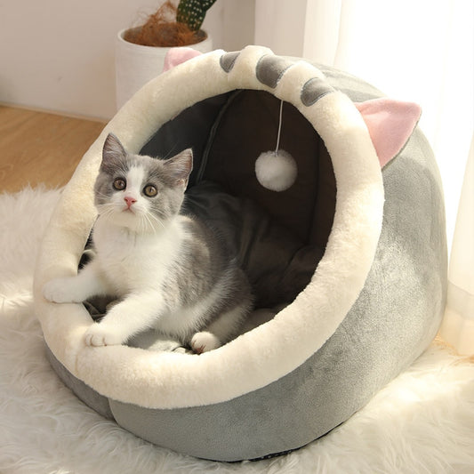 SnuggleNest - The Dreamy Hideaway for Purring Companions!