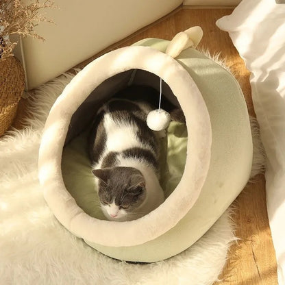 SnuggleNest - The Dreamy Hideaway for Purring Companions!