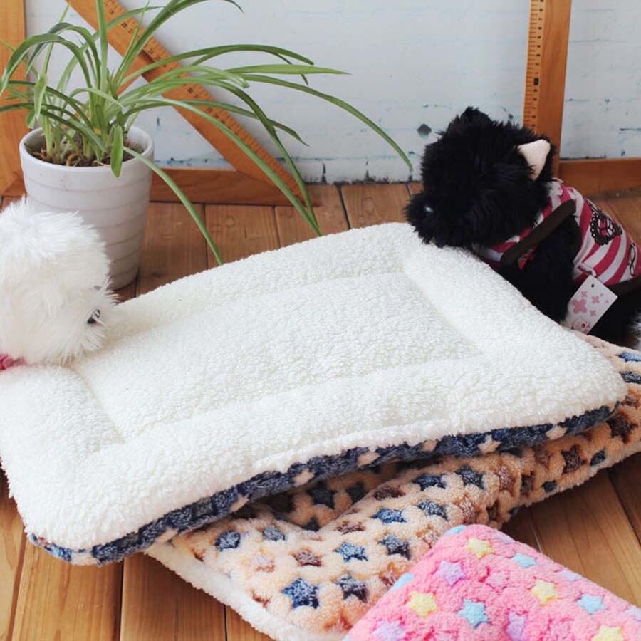 Cozy Canine Comfort: The Fleece Pet Mat Adventure!